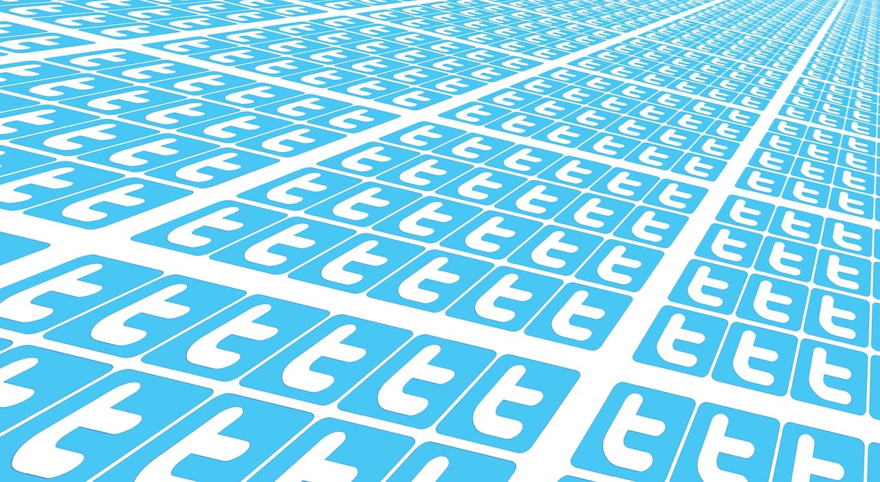 Another trend is the increasing integration of artificial intelligence (AI)